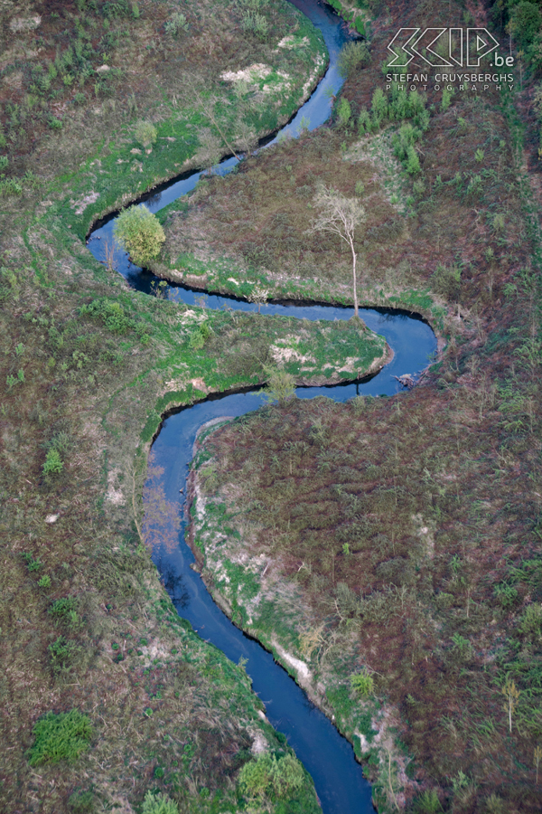 Balloon ride - River La Gratiere Photos of a hot air ballon ride above Walloon Brabant in Belgium. Stefan Cruysberghs